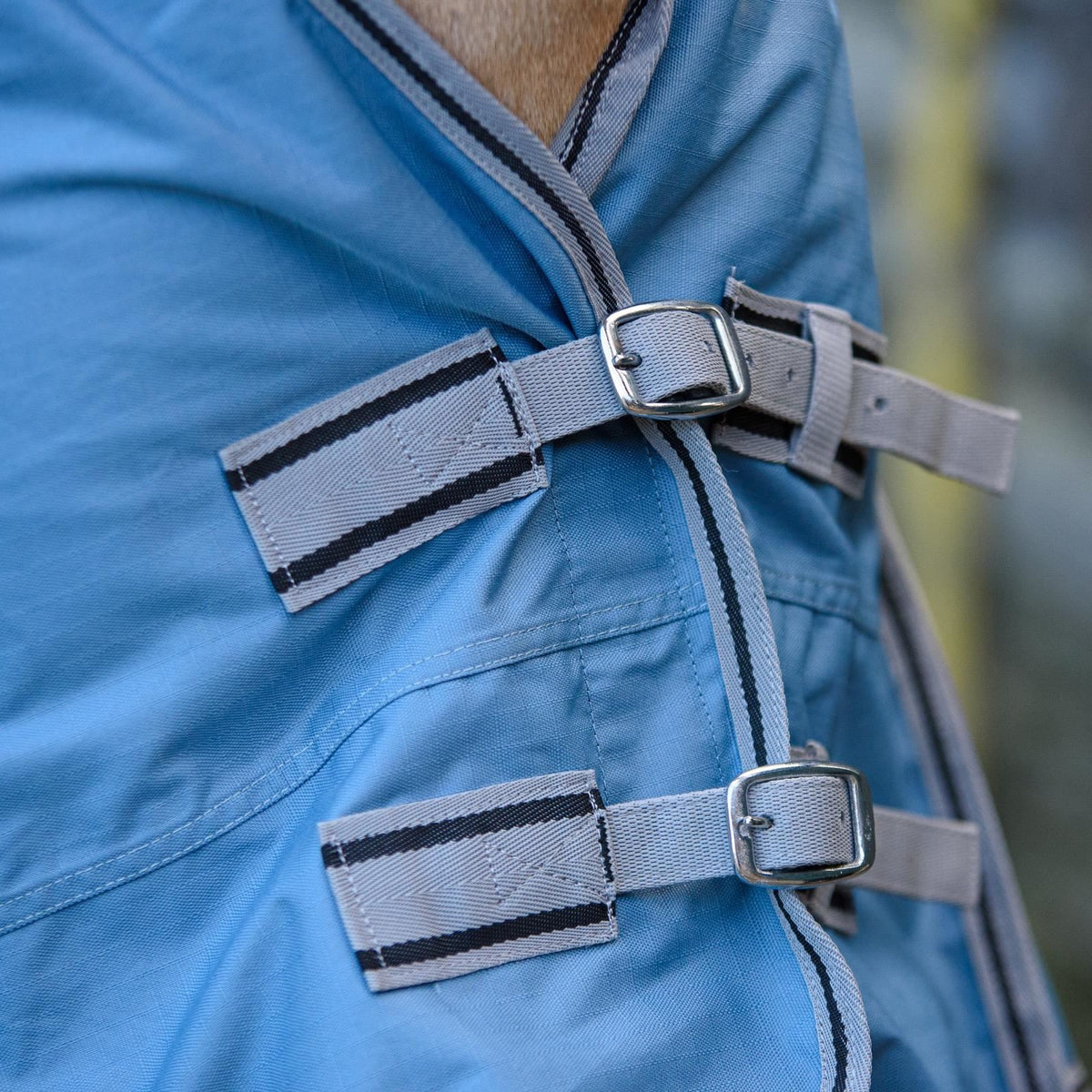 600D Leichte wasserdichte Pferde-Outdoordecke 0g Ohne Füllung Halber Hals Dark Denim
